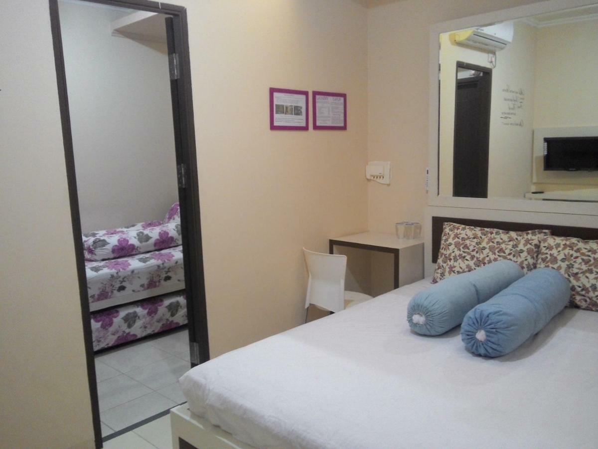 Kantos Guest House Jakarta Exterior photo