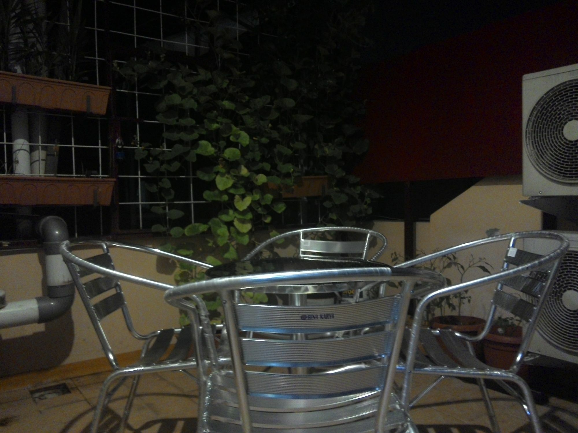Kantos Guest House Jakarta Exterior photo